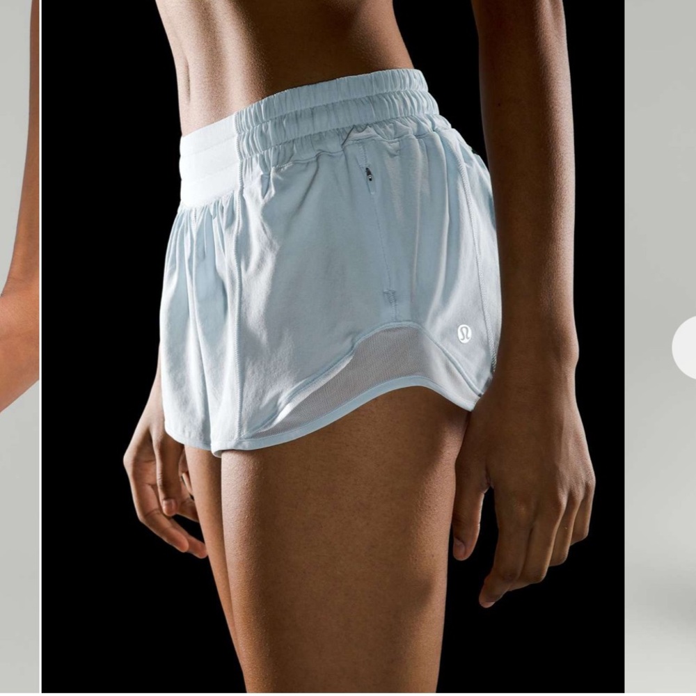 Lululemon | Hotty Hot Low-Rise Lined Short 2.5" Inseam in Powder Blue